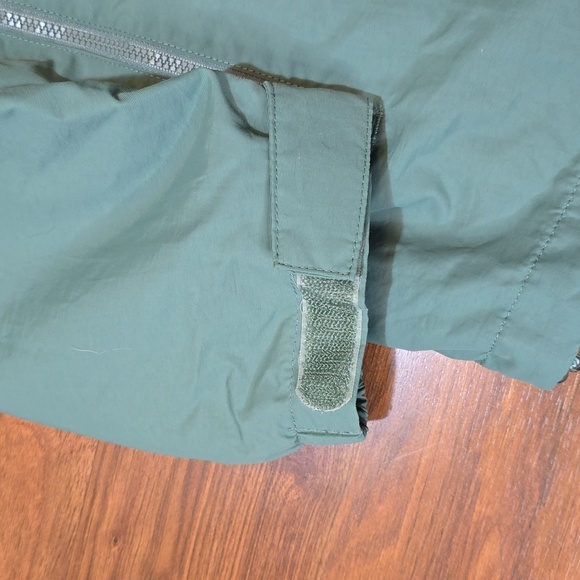 Lands' End nylon rain jacket windbreaker - Picture 5 of 12